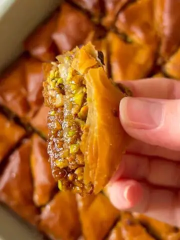 pistachio and pecan baklava