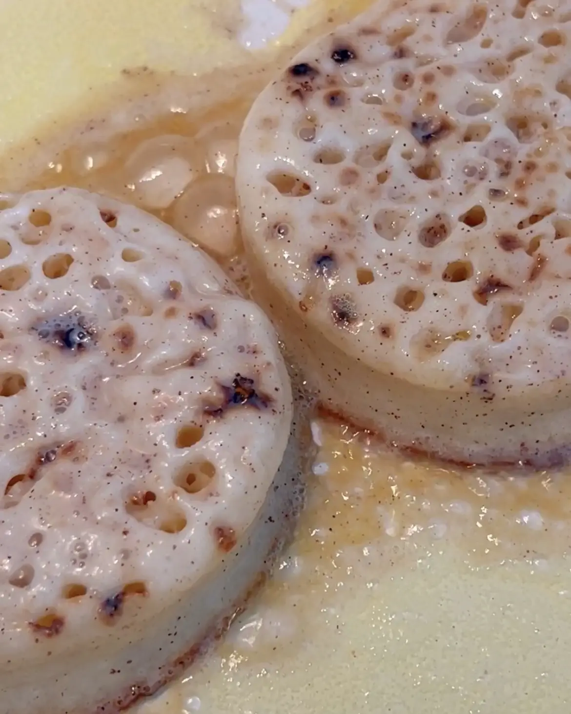 fry the crumpets